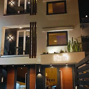 Kira Suite And Rooms